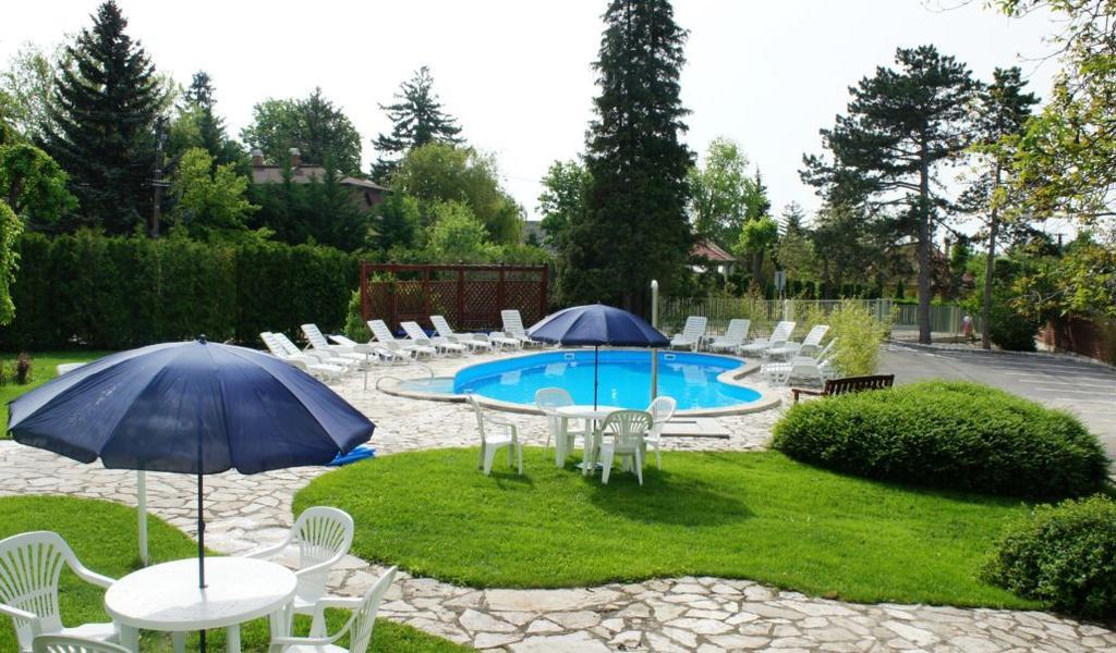 Holiday Exclusive Apartman Balatonfuered Balatonfured Exterior photo